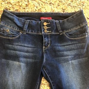 YMI ‘Wanna Betta Butt’ Jeans Gently Worn